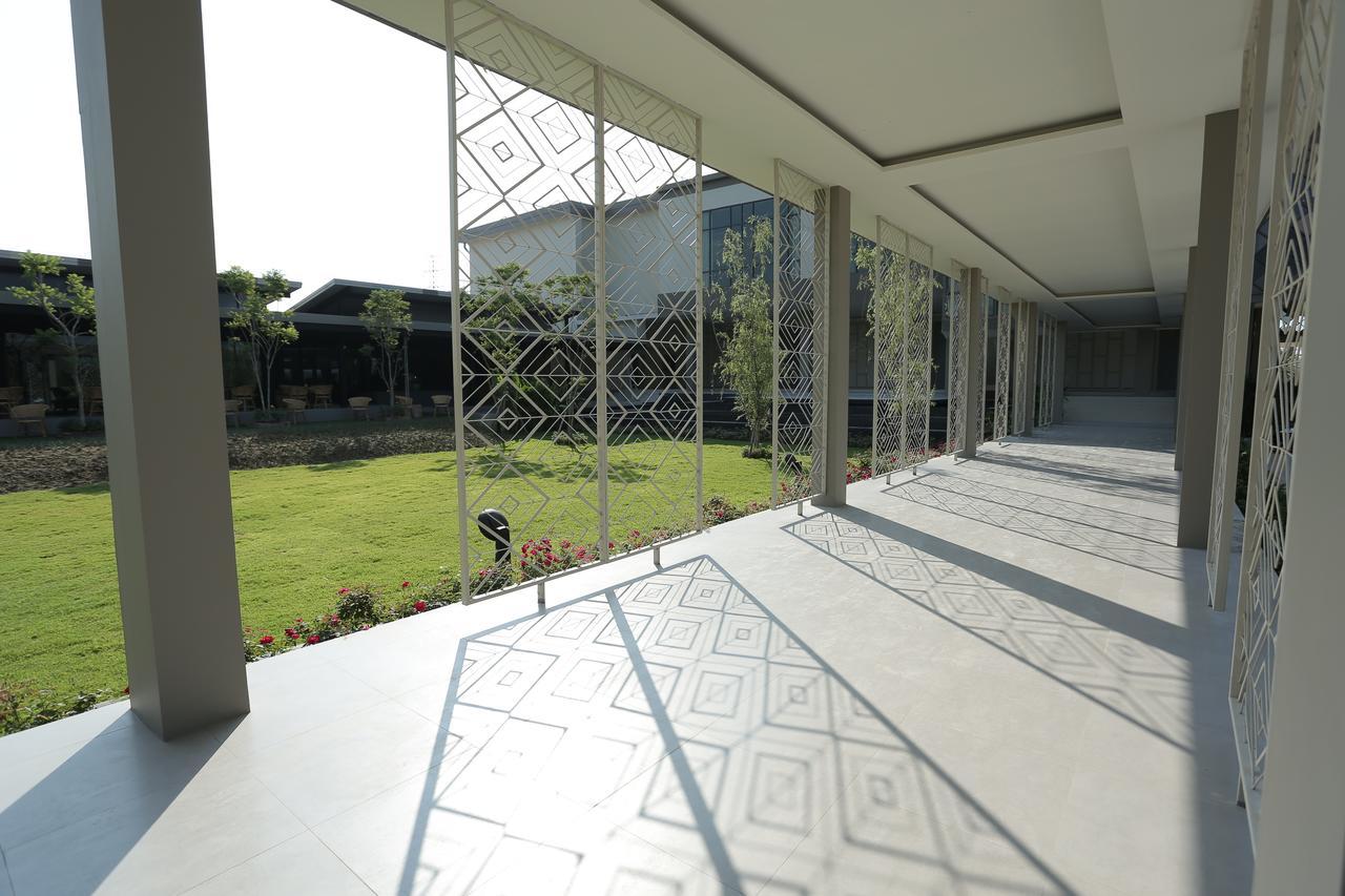 Navela Hotel & Convention Ratchaburi Zewnętrze zdjęcie
