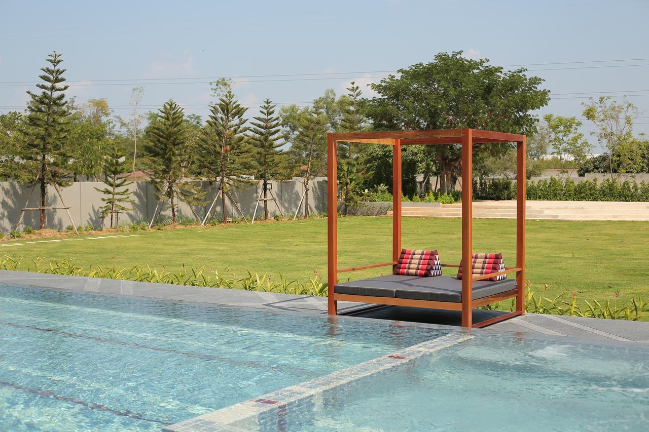 Navela Hotel & Convention Ratchaburi Zewnętrze zdjęcie